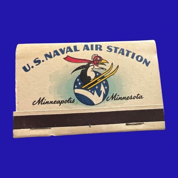 Vintage US Navel Air Station Minneapolis MN Unstruck Matchbook Memorabilia - Picture 1 of 4